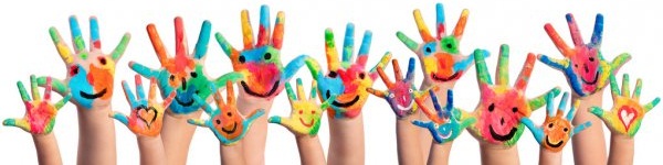 Manos pintadas de colores: radiología infantil de RX Di Toro